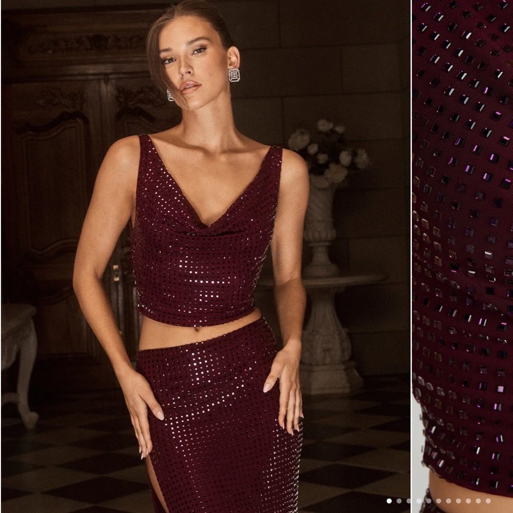 MESHKI Berry Diamonte Top